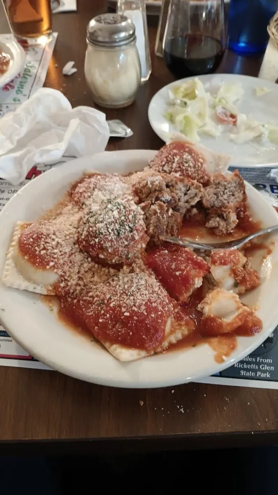 Homemade Cheese Ravioli with Meatballs